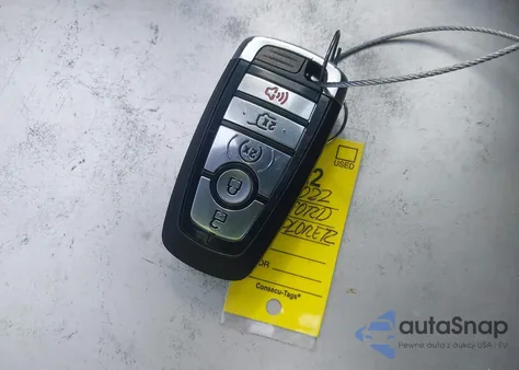 2022 Ford Explorer Xlt из США, поврежденный, VIN 1FMSK7DH2NGC467